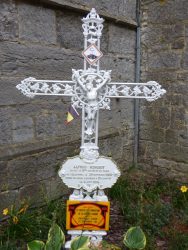 Croix funéraire – cimetière – Gerpinnes (1)