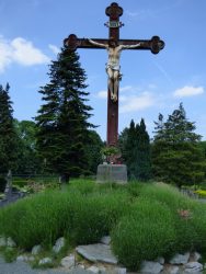 Christ en croix – cimetière – Jette