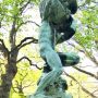 L’Homme au vase – square de Meeûs - Ixelles - Image3